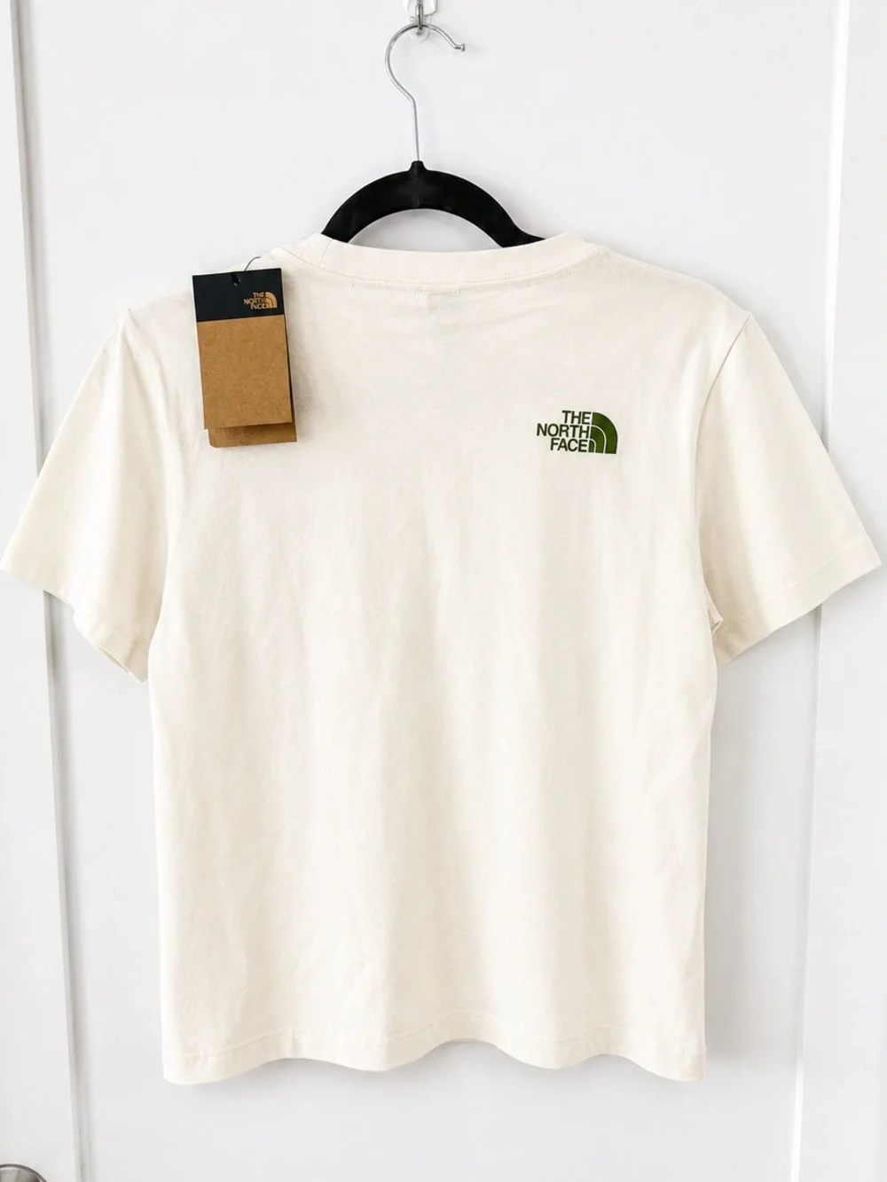 The North Face Yosemite Floral Graphic Tee Cream Women’s Medium NWT - Picture 6 of 10